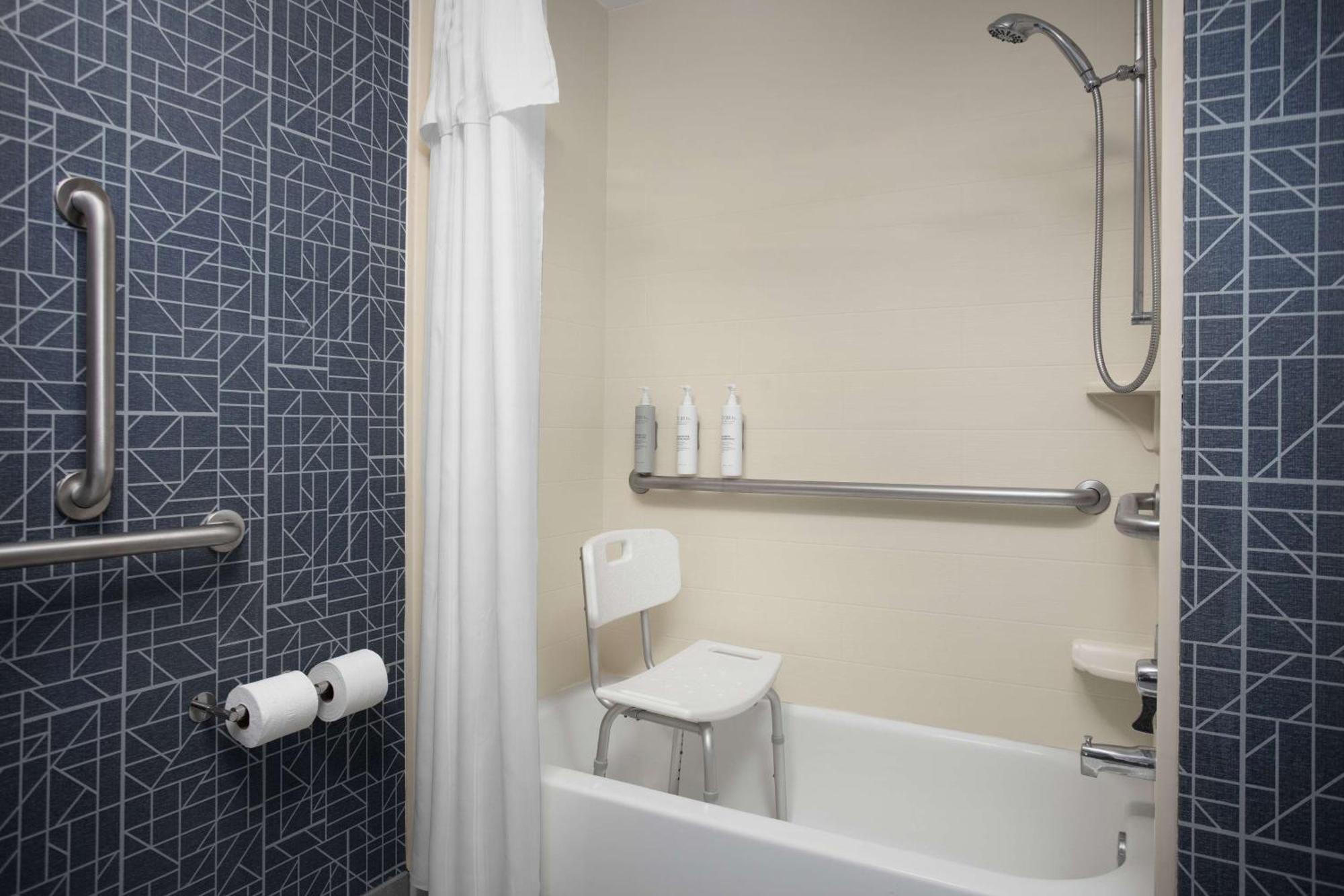 Homewood Suites By Hilton Александрия Екстериор снимка